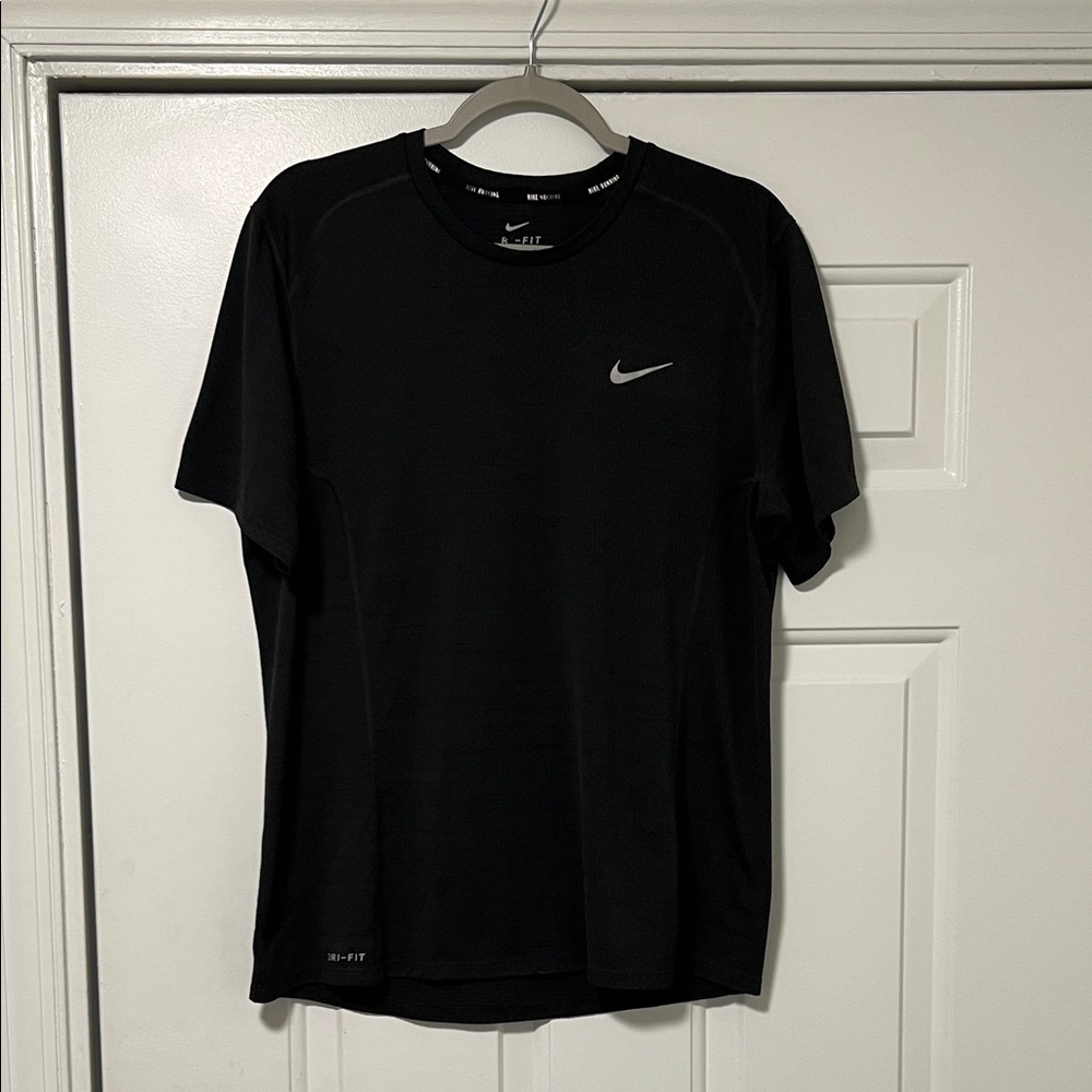 Nike Miler Dri-Fit Men’s short sleeve running top black size large
